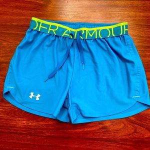 Women’s Underarmour shorts